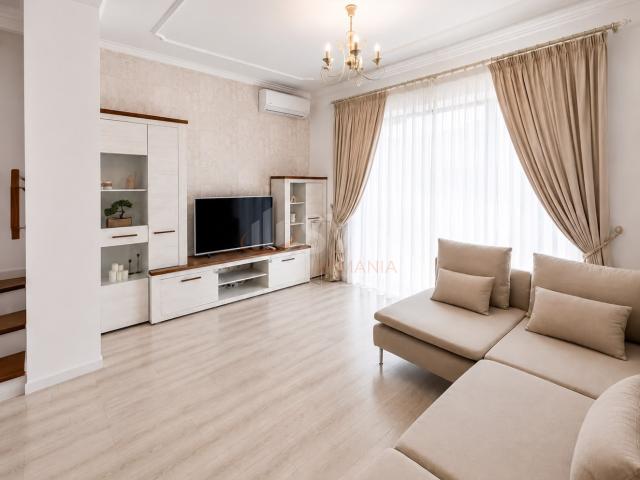 Vila cu 4 camere Pipera 2 locuri de parcare