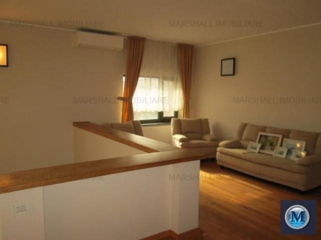 Vila cu 5 camere de inchiriat, zona Nord, 300 mp