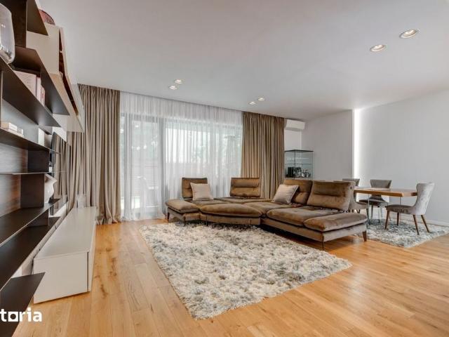 Vila cu 5 camere de închiriat | Pipera | 255 mp | Complex privat