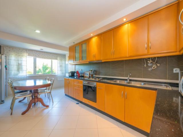 | Vila Chã | Andar de Moradia | T3 | Espaço Exterior com 70 m2 |