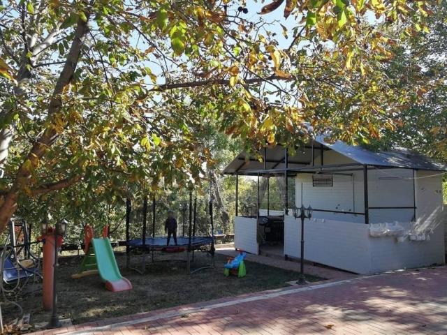 Vila Copou, 8 camere