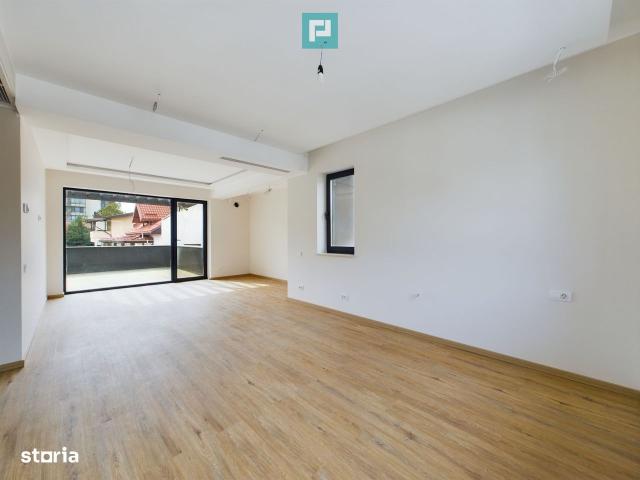 Vila Duplex 3 dormitoare cu garaj zona Școala Americană