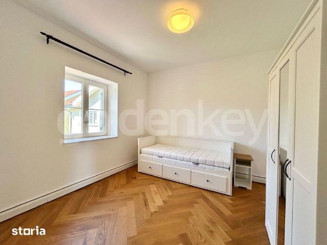 Vila duplex cu 4 camere langa British School