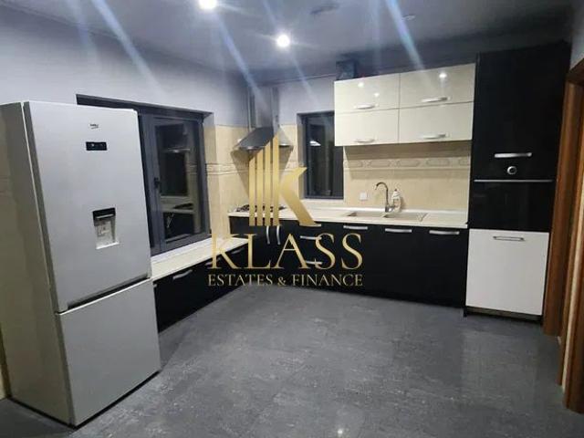 Vila de inchiriat 4 camere, Otopeni l Parcare subterana