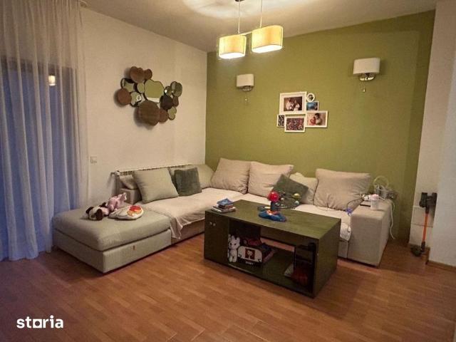 Vila de închiriat, 5 camere, garaj, mansardă open space
