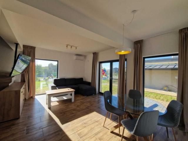 VILA DE INCHIRIAT | Tunari langa parc