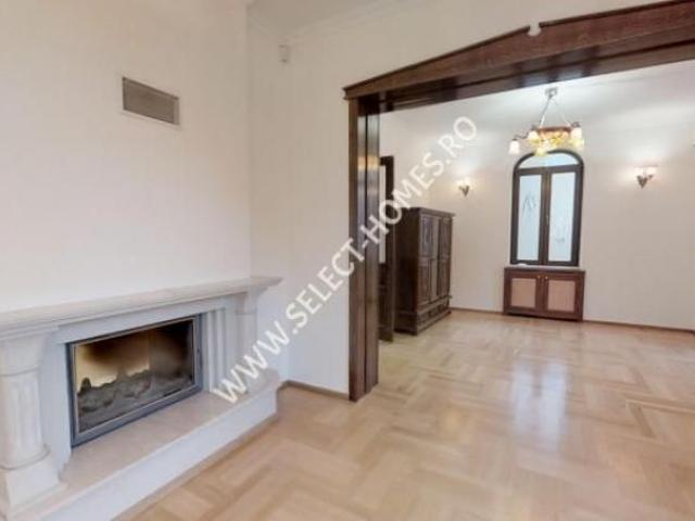 Vila de inchiriat *VICTORIEI MANSION* TUR VIRTUAL
