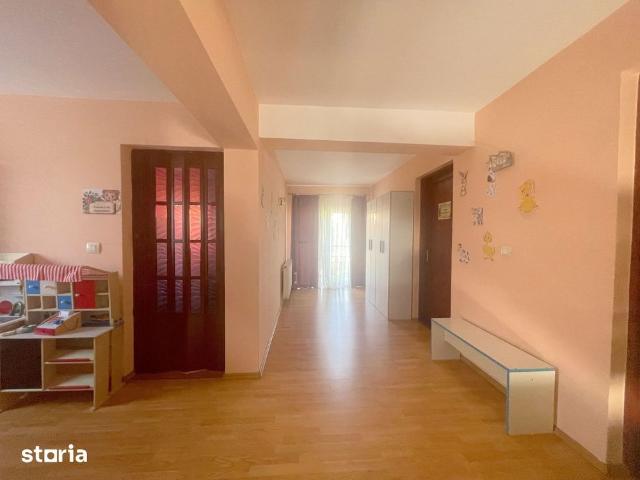 Vila de inchiriat in Complexul Studentesc