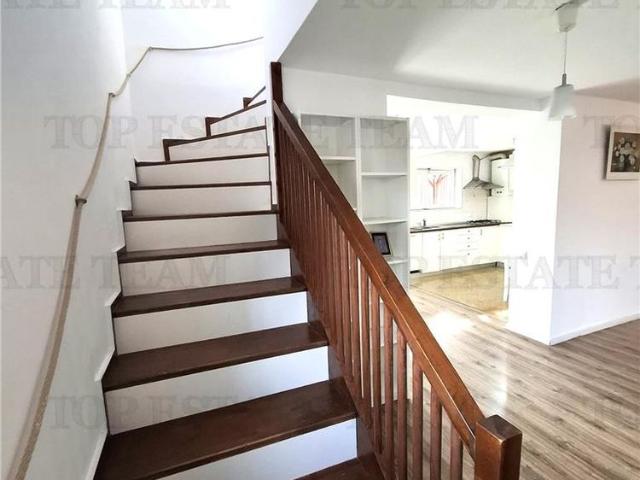 Vila de închiriat în Corbeanca/Tamasi zona rezidentiala în apropierea padurii
