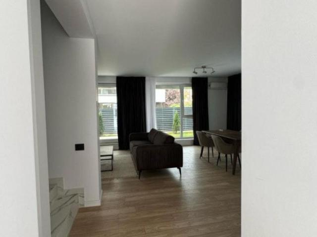 Vila de lux pentru chirie la MTM, Pipera