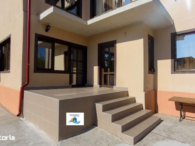 Vila de vanzare 6 camere in oras pret 250000neg