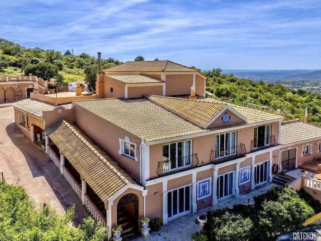 Vila de 5 quartos com vista mar para venda em Goldra, Loule. 370m² Loulé São Clemente