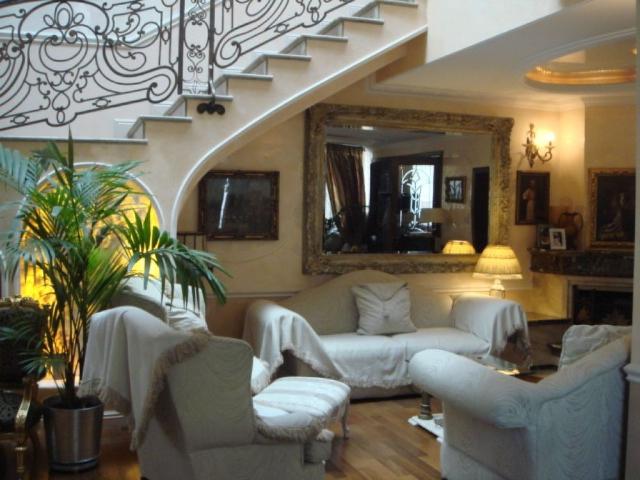Vila Dorobanti Capitale