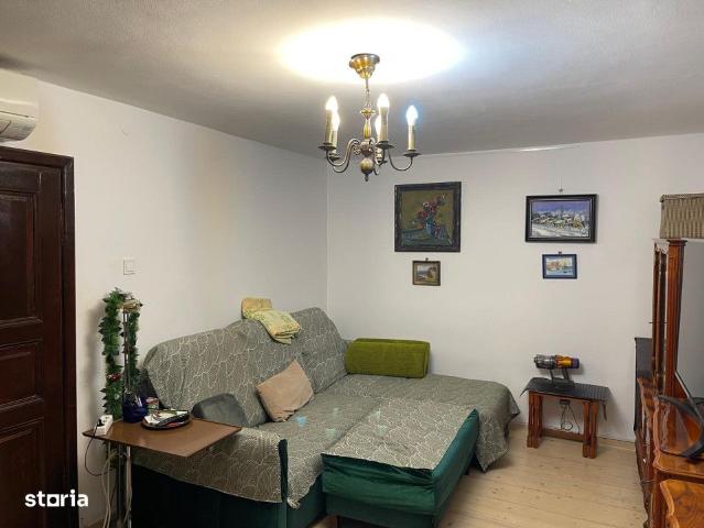 Vila D+P+E+M utilata si mobilata in zona semicentrala cu 6 camere si 1