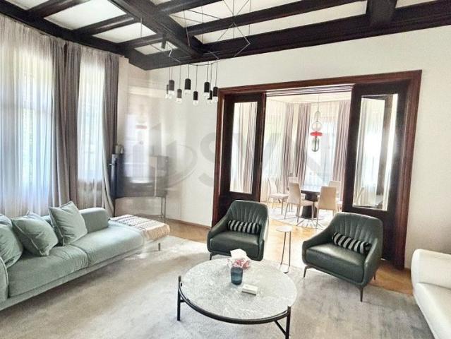 VILA EXCEPTIONALA l ARHITECTURA DEOSEBITA l RENOVATA l GR.