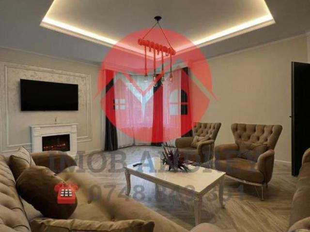 Vila eleganta de inchiriat, ultracentrala, complet renovata si utilata de inchiriat