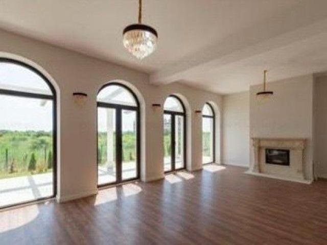 Vila eleganta de inchiriat in zona Sisesti – 4 dormitoare, curte generoasa, Bucuresti