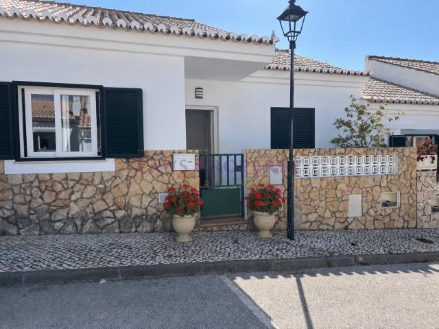 Vila em Espiche com 2 Quartos ligada 102m² Lagos Santa Maria