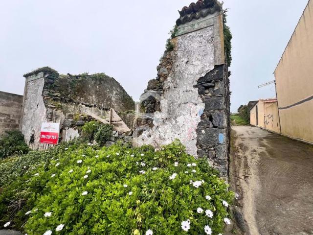 Vila Franca do Campo Ilha de São Miguel LS89258005