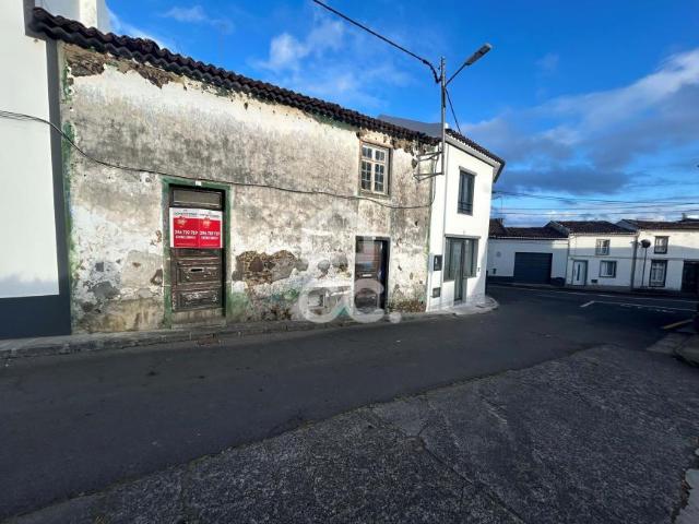 Vila Franca do Campo Ilha de São Miguel LS92359907