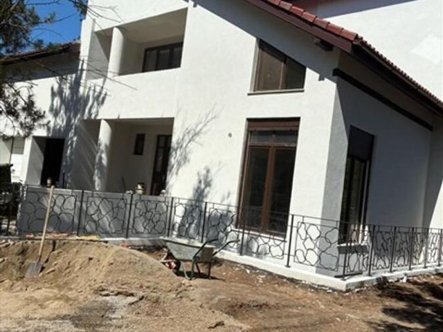 vila in curs de renovare totala | teren generos | iancu nicolae padurea baneasa