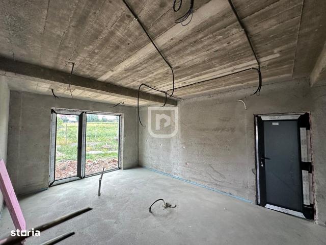 Vila in constructie 2300mp teren Moara Nica