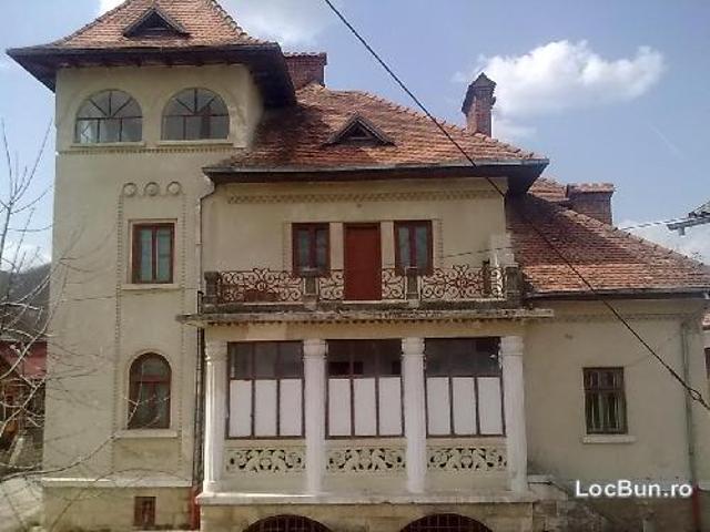 vila in jud arges bugea de jos langa campul lung muscel