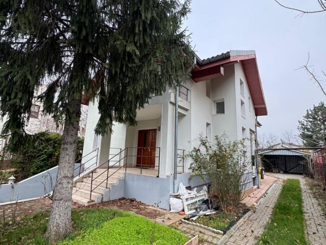 vila individuala cu gradina, zona pipera