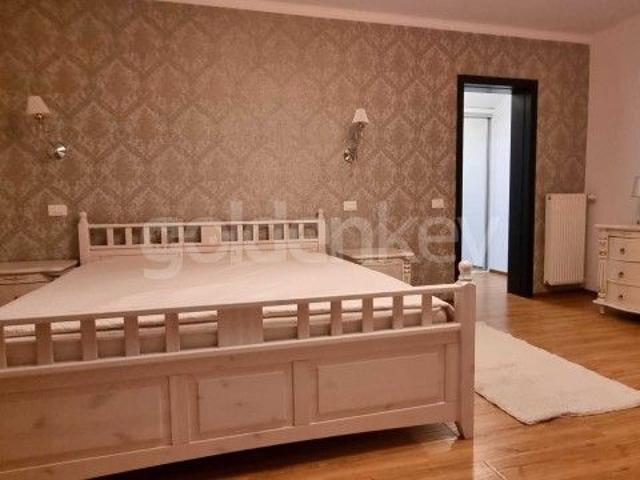 Vila individuala cu 5 camere si piscina | ID:1984112