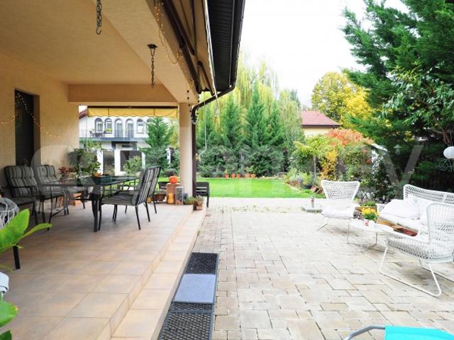 Vila individuala cu 6 camere si gradina generoasa | ID:877713