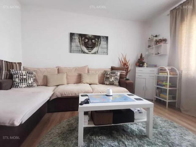 Vila Individuala Poitiers 750 euro negociabil
