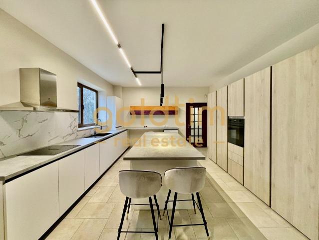 VILA INDIVIDUALA/ SPATII GENEROASE/ CURTE 600 MP/ PARCARE