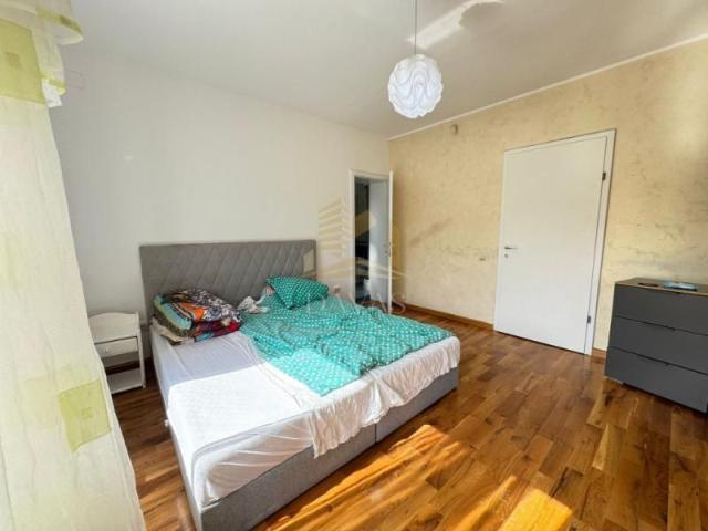 Vila individuala 7 camere | 320mp | 740mp teren + Garaj inclus in pret | Zorilor