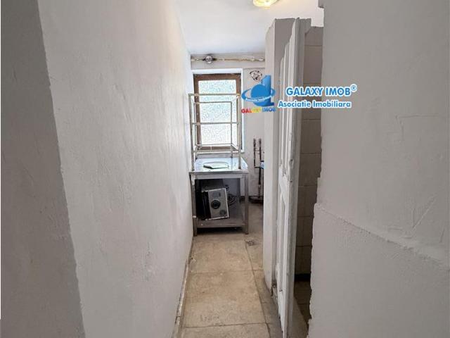 vila interbelica reprezentativa de inchiriat buzesti