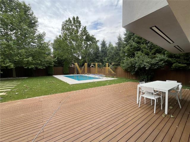 VILA LUX 6 camere | 1000 mp teren | Pipera Erou Iancu Nicolae