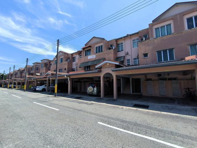 Vila Luyang Perdana Townhouse for rent QE1 QE 2