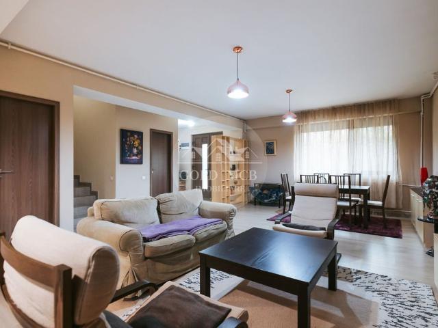 Vila P+1 cu 4 camere, gradina si loc de parcare Otopeni Ferme