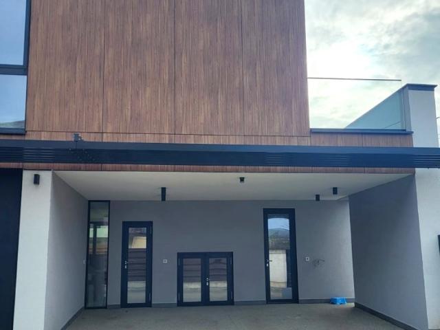 Vila Pipera P+1E