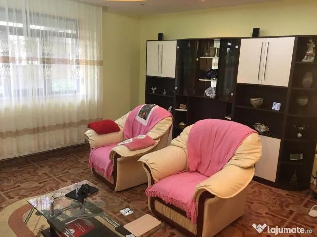 Vila Premium de inchiriat Bucium – 350 mp, ideal Firma / Corporate