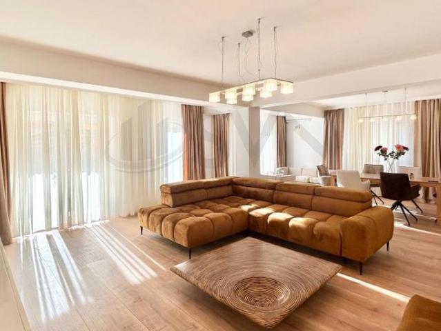 VILA PREMIUM H4L THE VILLAGE PIPERA