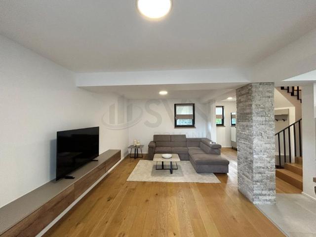 VILA PREMIUM H4L THE VILLAGE PIPERA