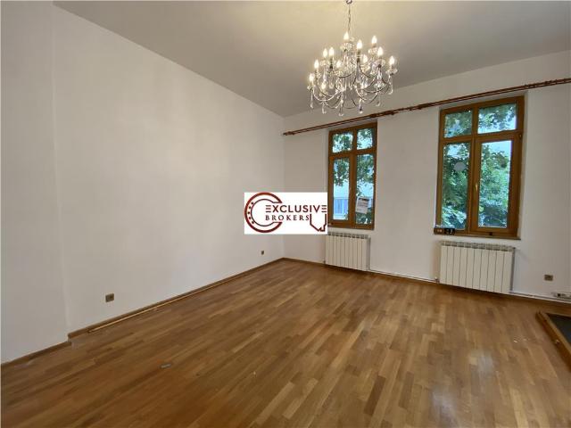 Vila pretabila birouri Capitale! Locatie de exceptie