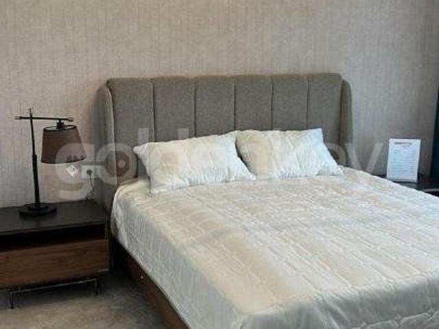 Vila renovata cu 7 camere in complex rezidential