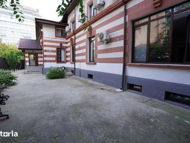 Vila Reprezentativa || Piata Victoriei || 465 MP Utili || Curte || Par