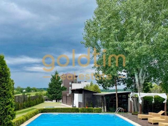 VILA SUPERBA/DESIGN EXCEPTIONAL/PISCINA/JACUZZI/VEDERE SI PONTON LA LAC/SNAGOV