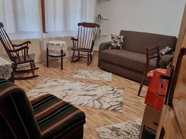 Vila spatioasa, 5 camere, Breaza, aer curat, liniste, natura la tine a
