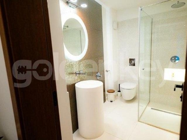 Vila spatioasa cu 8 camere | 150mp terasa | ID:2490335