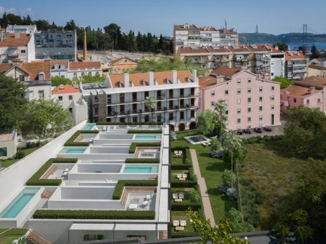 Vila T3 com piscina privada em novo empreendimento em Lisboa