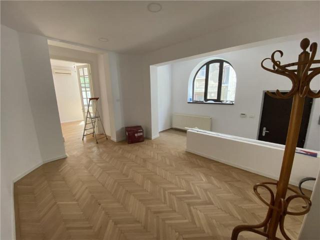 Vila tip duplex Otopeni 23 August