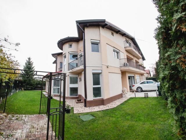 vila tip duplex | zona erou iancu nicolae pipera